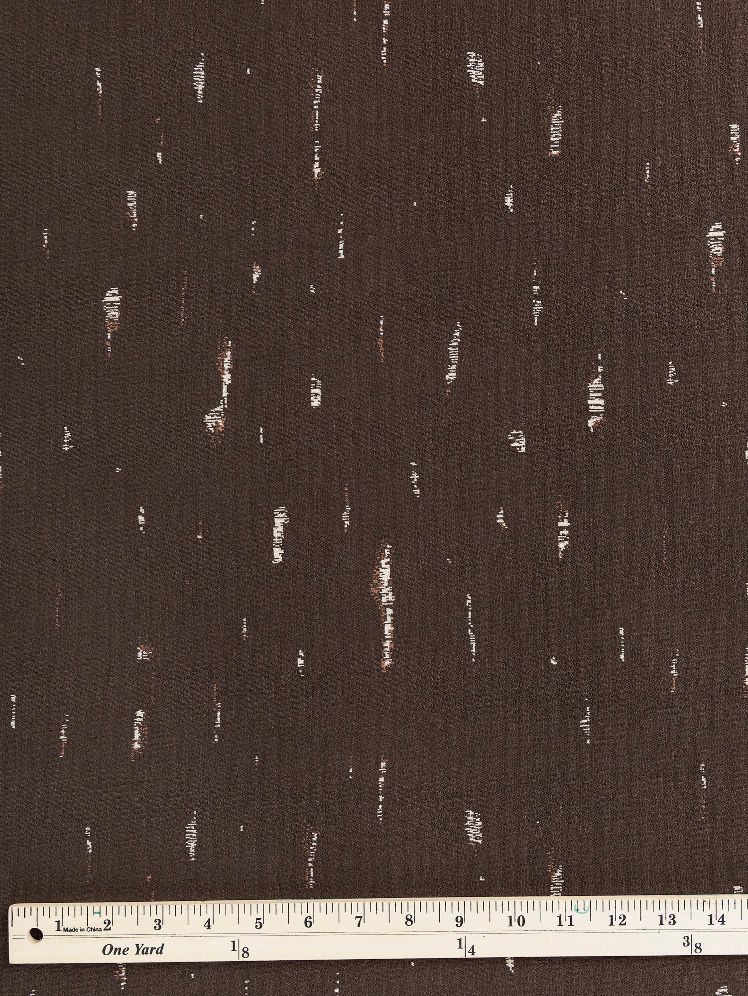 F-DEA007-002-Tree-Bark-JacquardKnit-Deadstock-Brown-Core-Fabrics-ruler