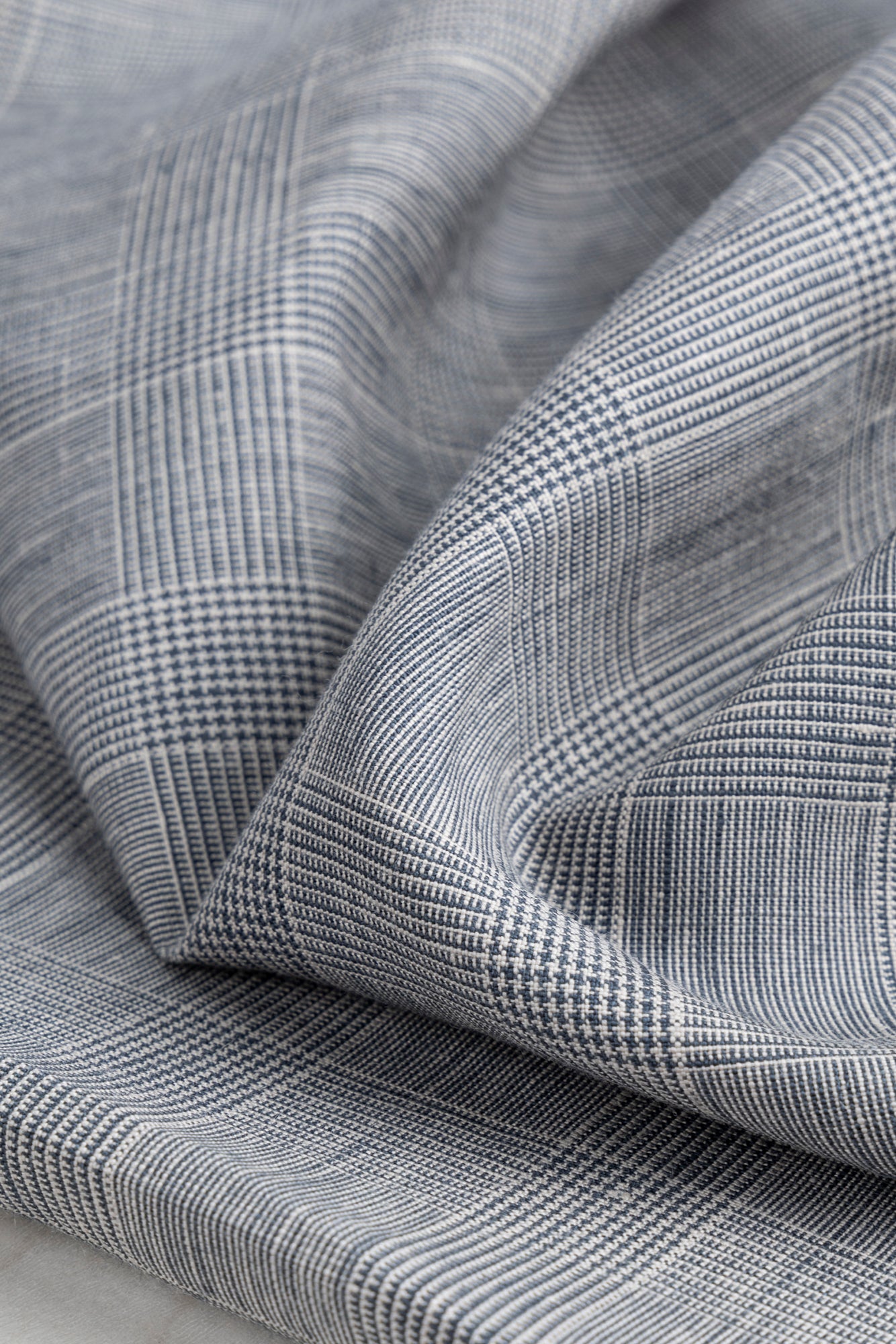 Yarn Dyed Glen Check Irish Linen Suiting Deadstock - Cream + Grey | Core Fabrics