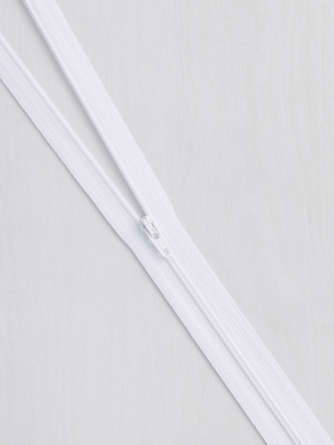 22' Recycled Nylon Zipper - 15 Colours | Core Fabrics