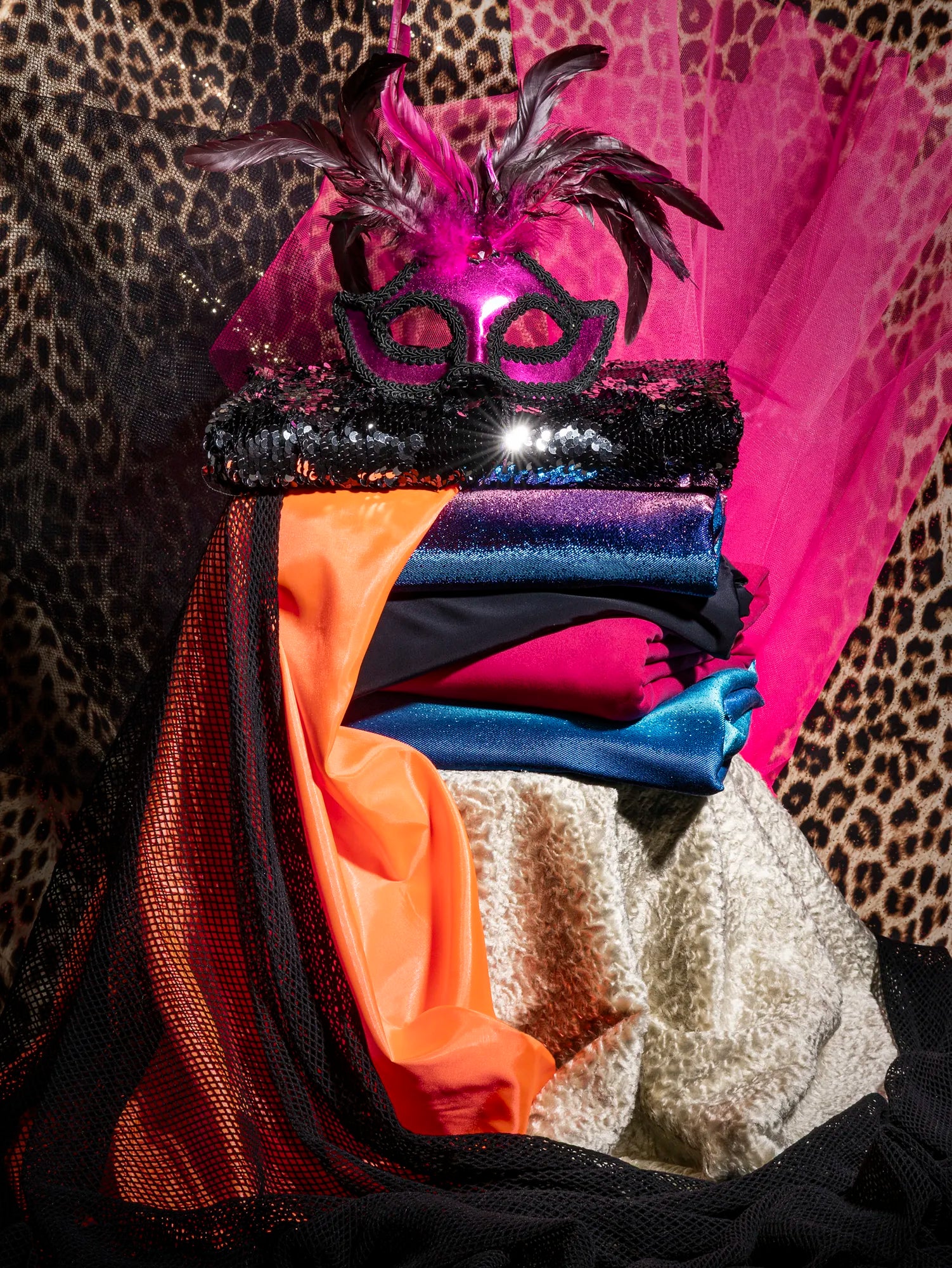 cirque-du-soleil-deadstock-core-fabrics.webp