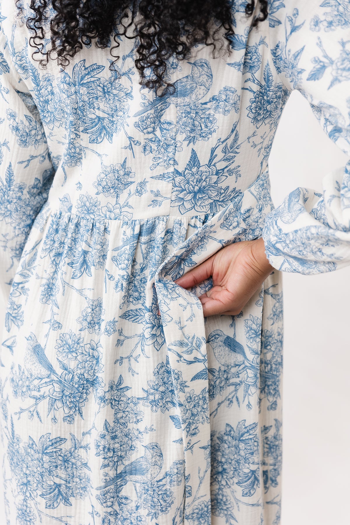 gathered midi dress Elegant Gathered Midi Dress