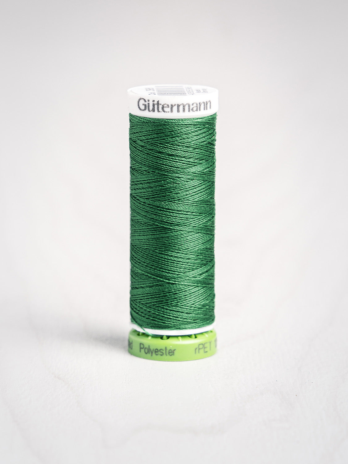 Gütermann All Purpose rPET Recycled Thread - Kelly Green 396 | Core Fabrics