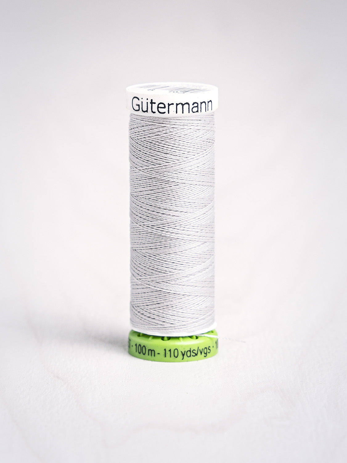 Gütermann All Purpose rPET Recycled Thread - Very Light Grey 008 | Core Fabrics