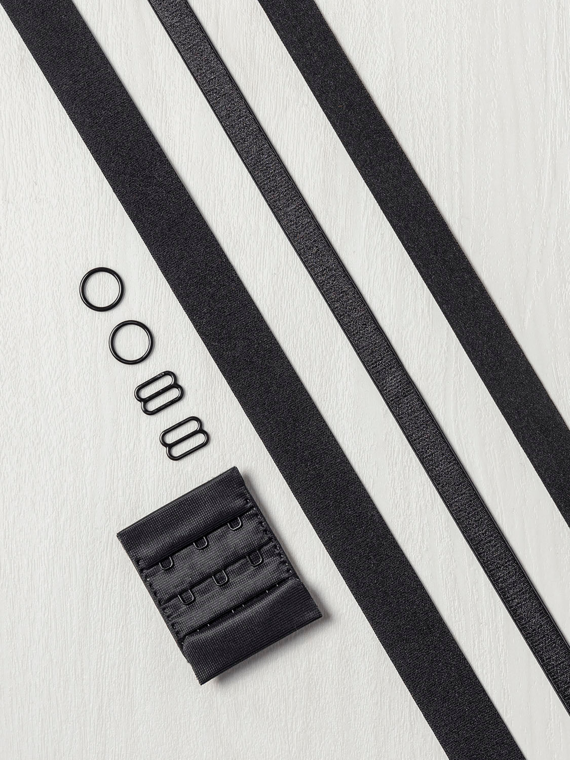Black & White Stripe Buttons - 2 Sizes – La Mercerie