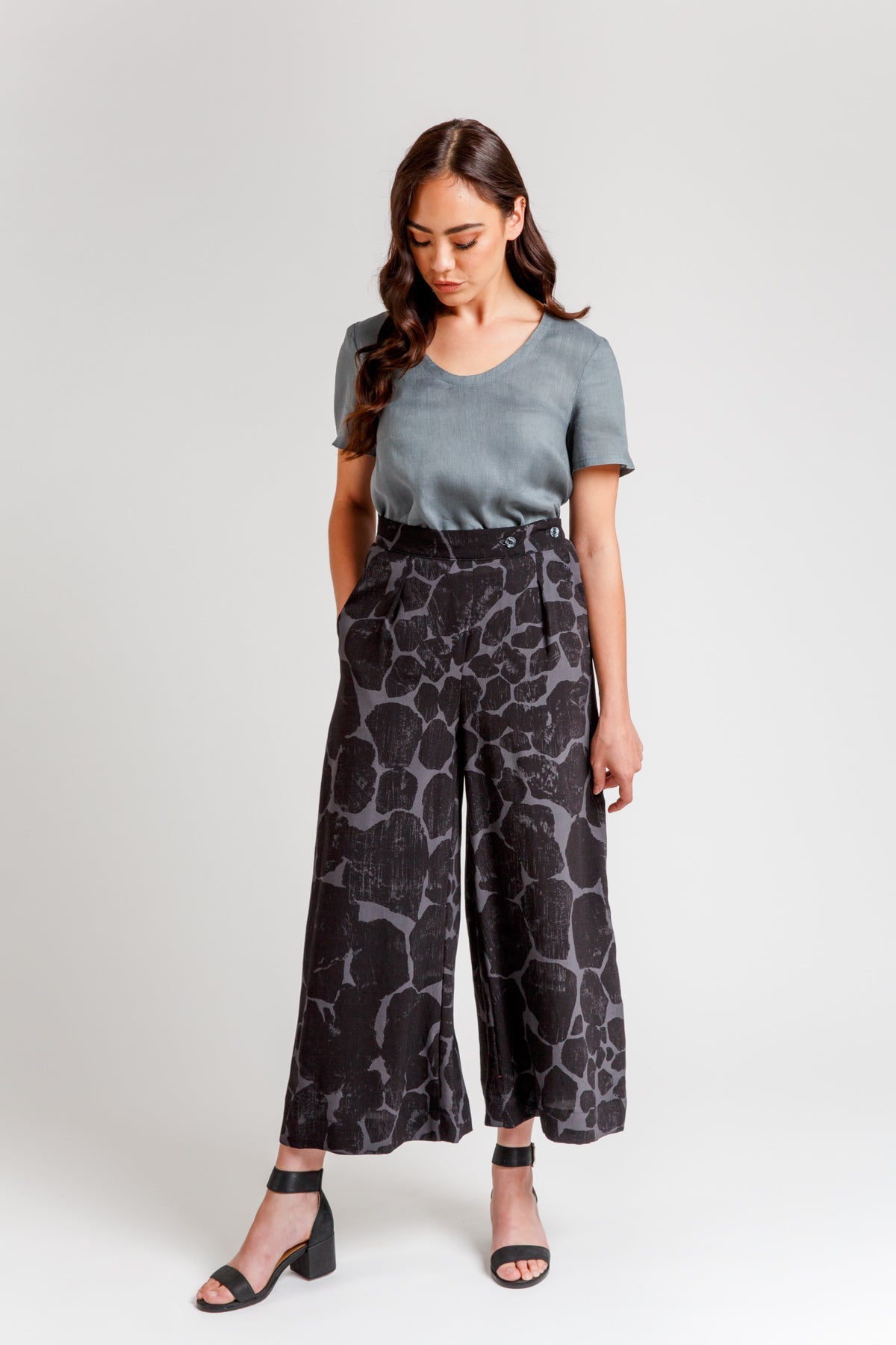Megan Nielsen - Flint Pants | Core Fabrics