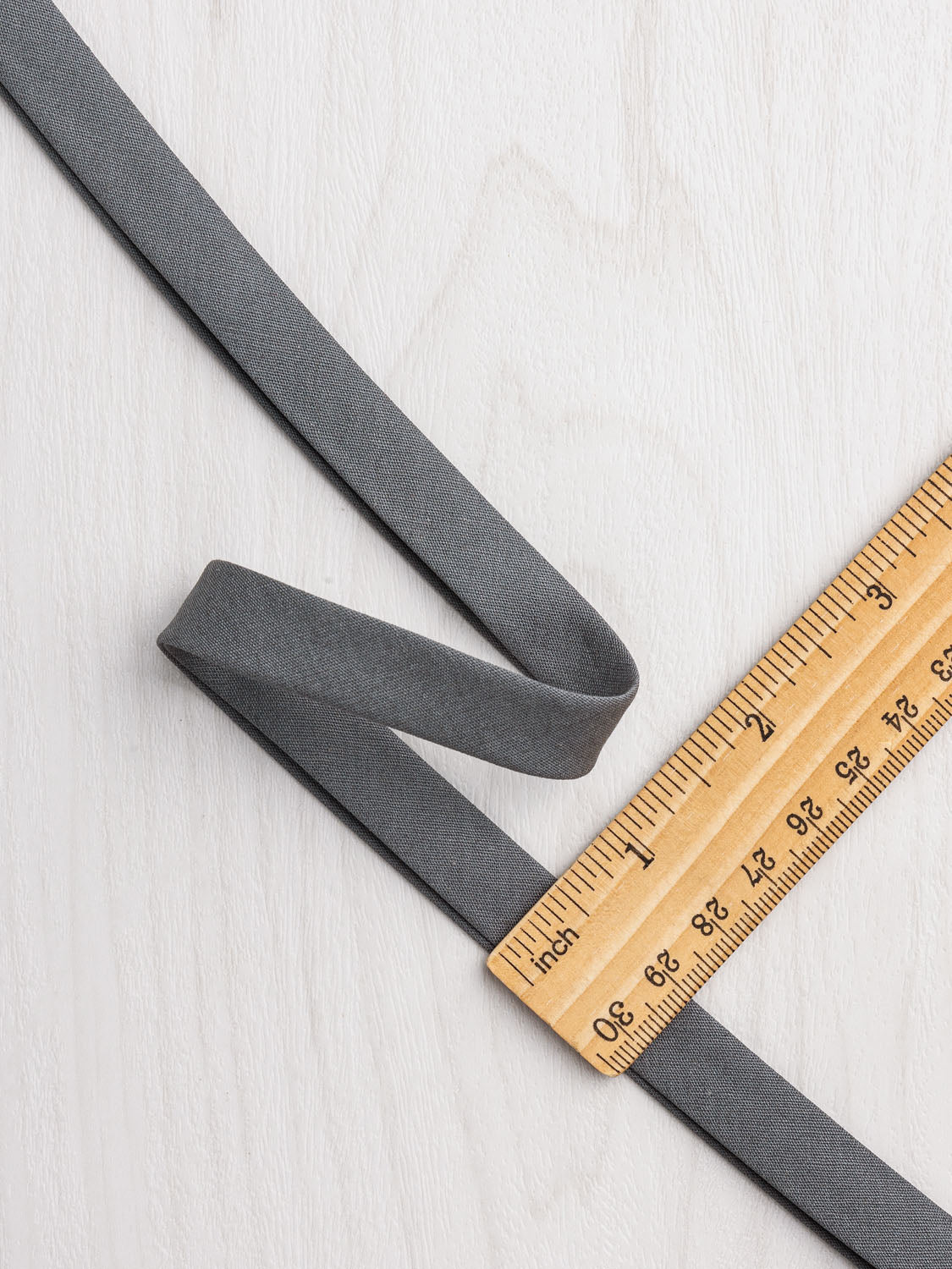 Double-Fold Cotton Poplin Bias Tape - 1/2' (13mm) wide - Basalt Grey | Core Fabrics