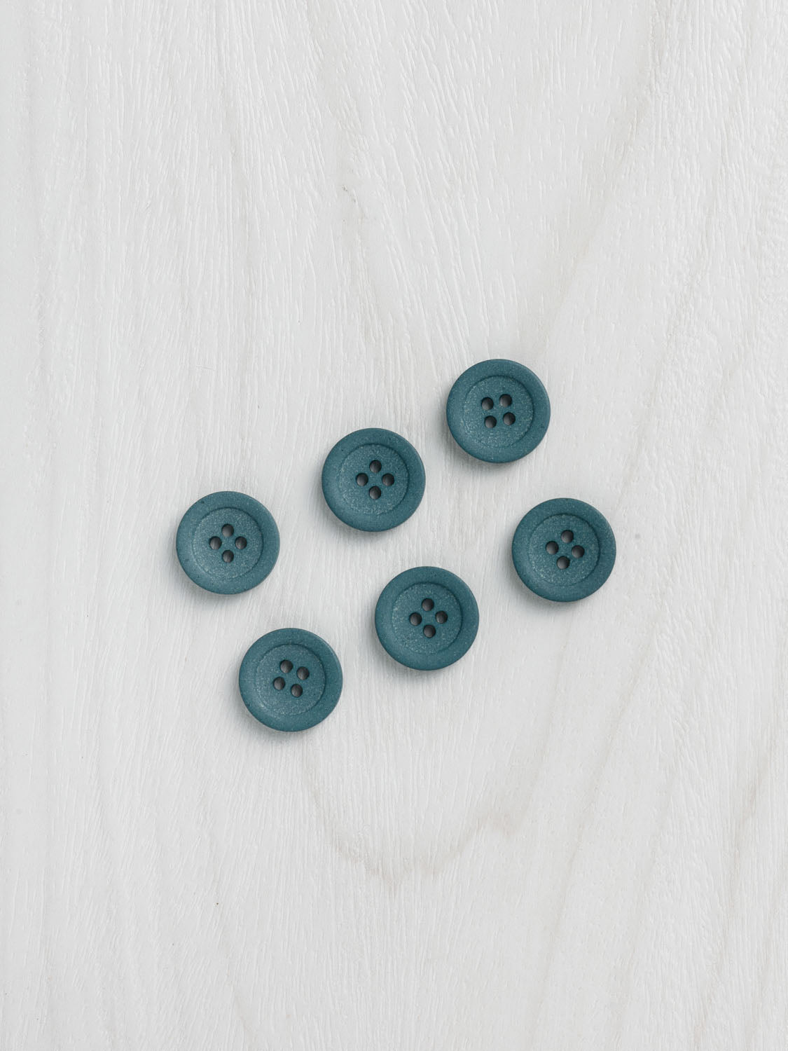 N-BUT014-002-Hemp-15mm-Buttons-Teal-out | Core Fabrics
