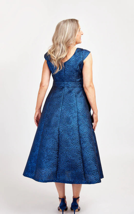 daefb9adf1e56e913bb2065047fe1264 | Core Fabrics